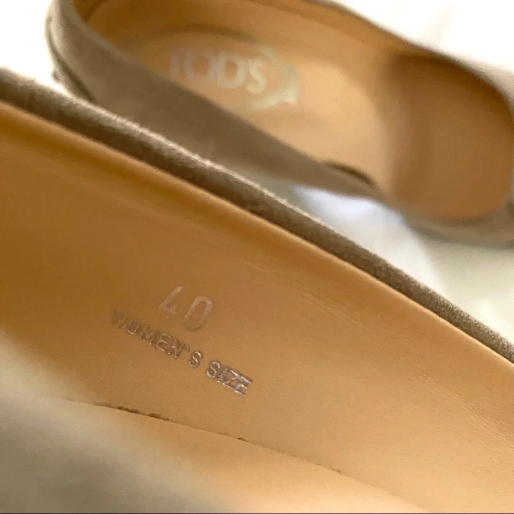 SOLD! 💚 Tod’s Jodie Horsebit Pumps NWOB - Picture 8 of 13